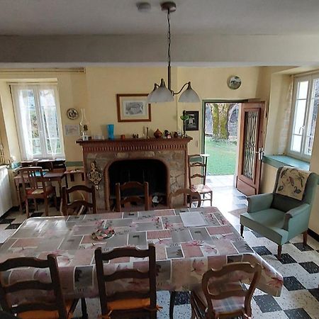 Maison De Famille Razecueillé Eksteriør billede