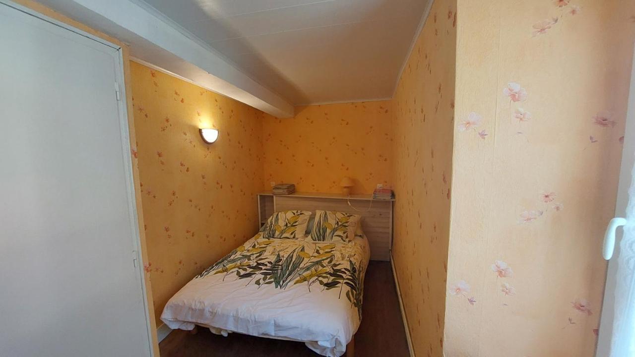 Maison De Famille Razecueillé Eksteriør billede