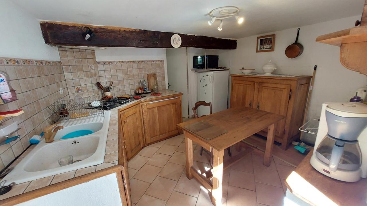 Maison De Famille Razecueillé Eksteriør billede